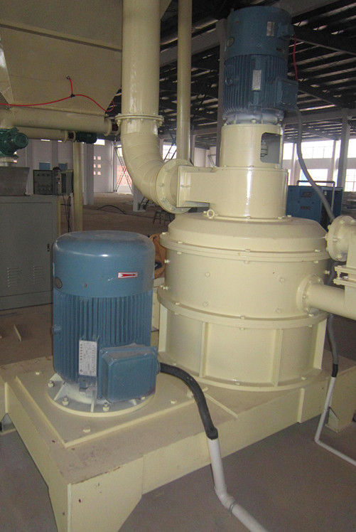 機械粉碎機生產線（xiàn）17c影院機（jī）械